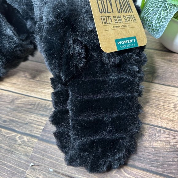 NWT Northeast Outfitters Cozy Cabin Fuzzy Slide Slipper Women's Size 4-6 (Black) - Picture 4 of 9